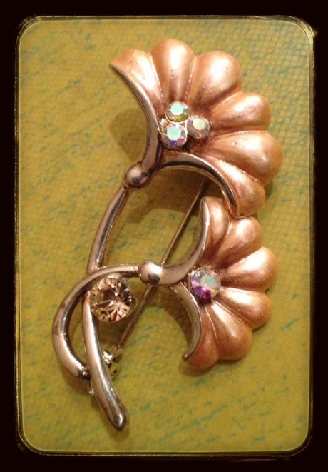 Art Deco style brooch